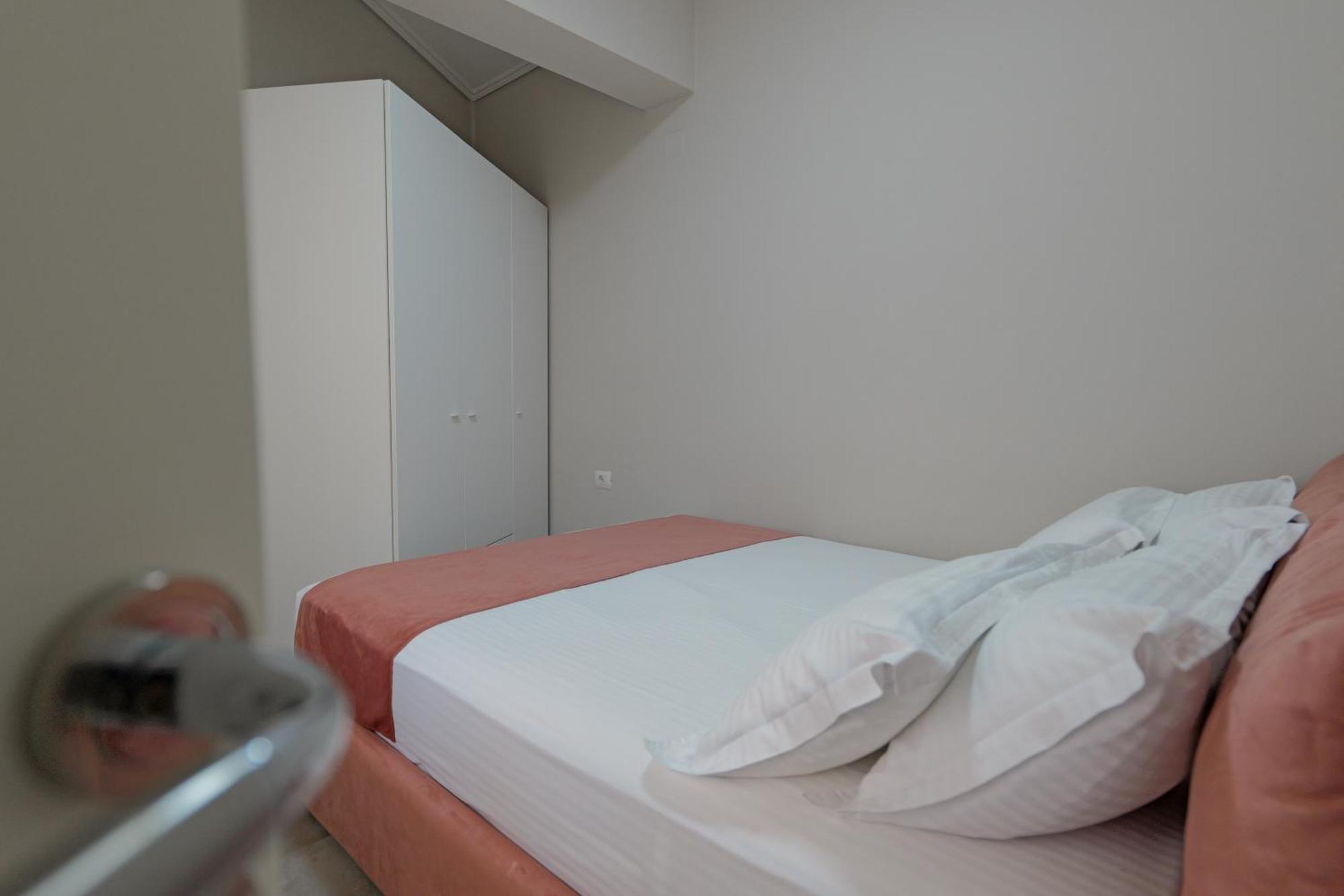 Costa Verde Suites Saranda ภายนอก รูปภาพ